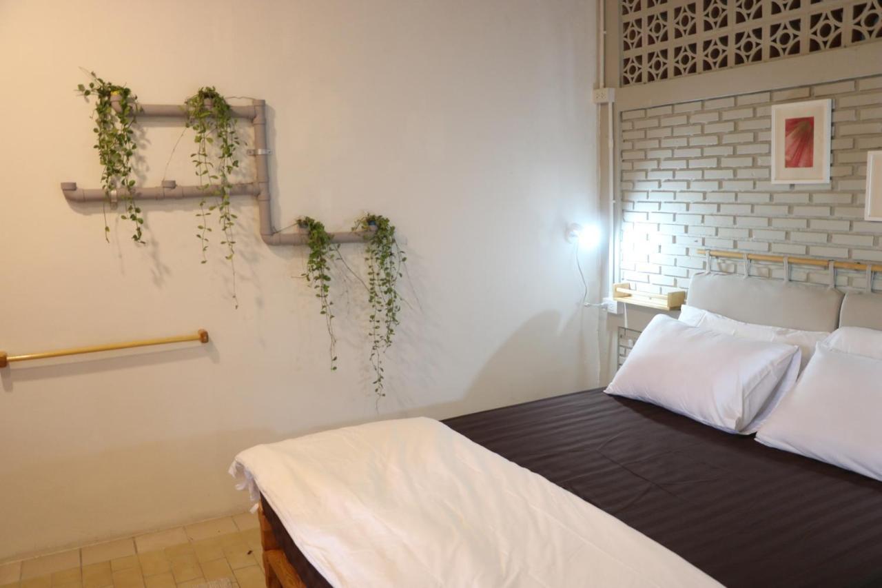 Nesuto Hostel Ramkamhaeng 52 Bangkok Exterior photo