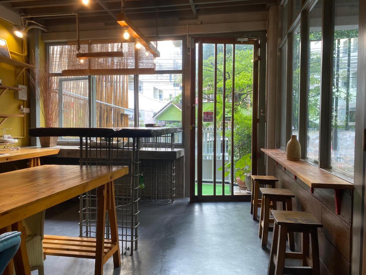 Nesuto Hostel Ramkamhaeng 52 Bangkok Exterior photo