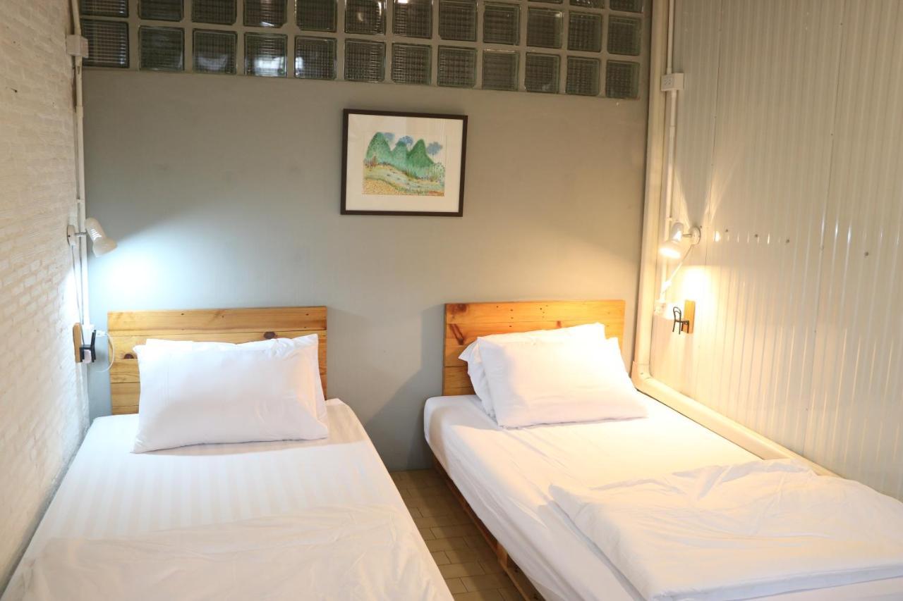 Nesuto Hostel Ramkamhaeng 52 Bangkok Exterior photo