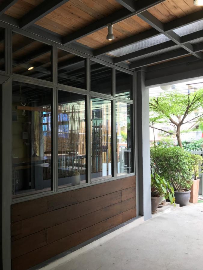 Nesuto Hostel Ramkamhaeng 52 Bangkok Exterior photo